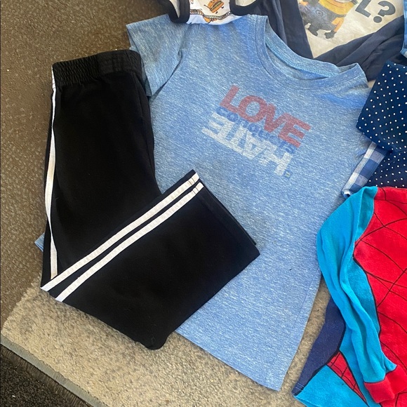 Toddler boy clothing bundle from 2T/3T x14 - Picture 11 of 14